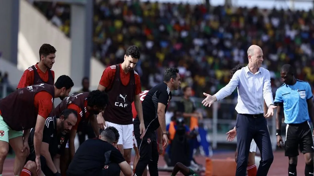 إصابة جديدة في الأهلي قبل أيام من لقاء سيراميكا كليوباترا بالدوري